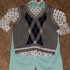 Sweater vest outfit